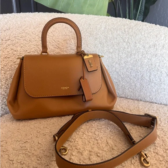 NEW NEVER USED Coach Honey Brown Slouchy Rogue - Picture 9 of 15